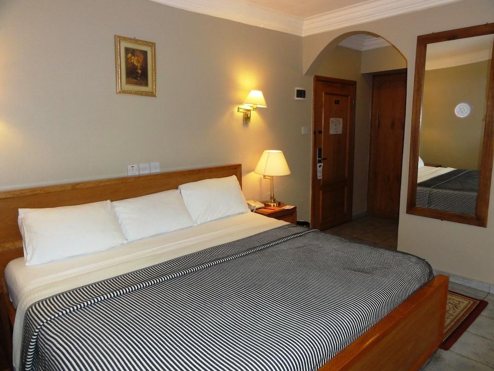 Welcome Centre Hotels Lagos Exterior photo
