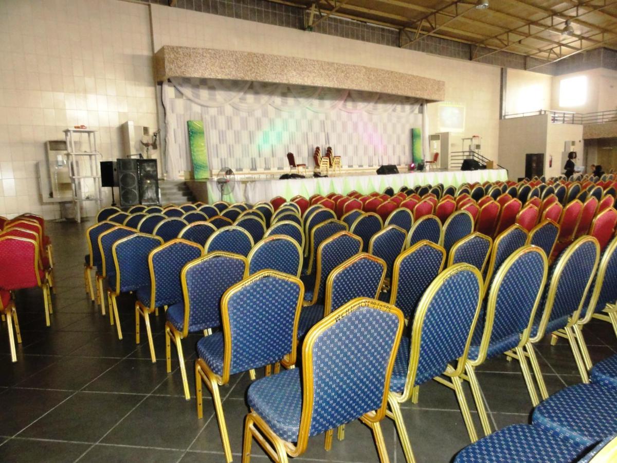 Welcome Centre Hotels Lagos Exterior photo